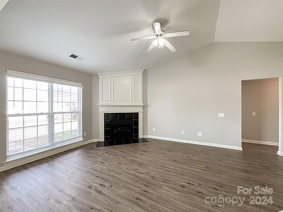 2nd image of 7519 Double Springs Ct