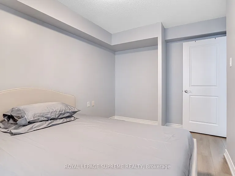 872 Sheppard Ave W #301 — Photo 15