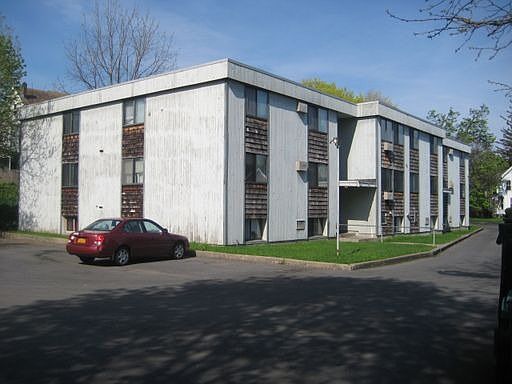 2nd image of 1030 Danforth St APT 10