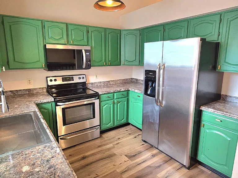 4391 Old Windmill Way — Photo 6