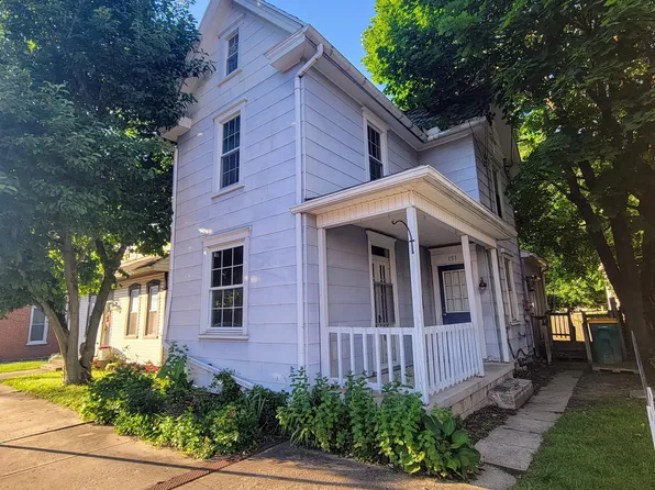 151 E 2nd St, Waynesboro, PA 17268
