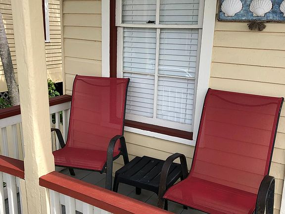4th image of 1301 Avenue M #B