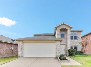 5609 Talons Crest Cir, Fort Worth, TX 76179