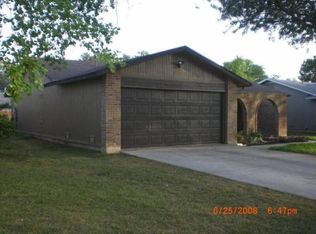 7134 Spring Grove St, San Antonio, TX 78249