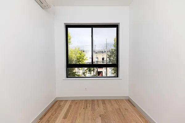 Rented by Compass | media 4