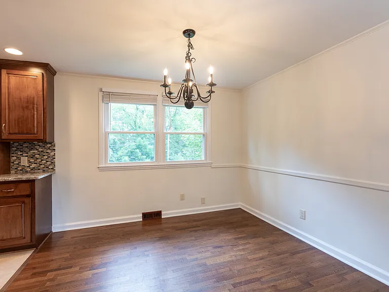 5839 Wedgewood Dr — Photo 5