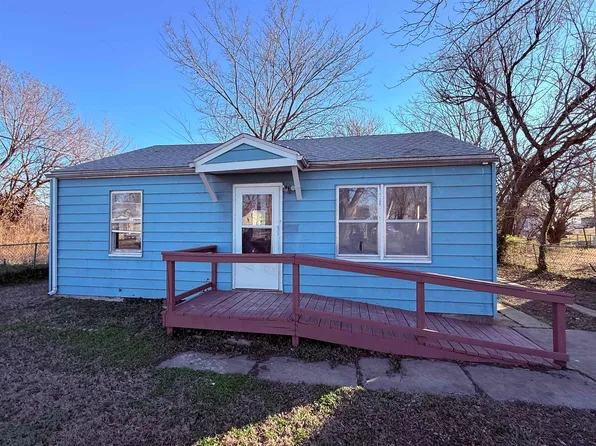 1723 E McFarland St, Wichita, KS 67219