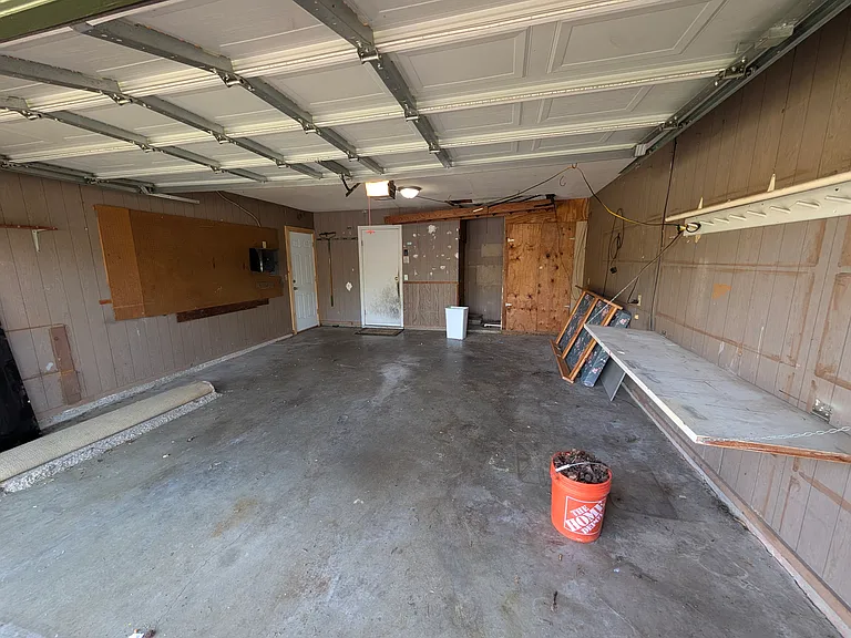 7315 S 68th Ave E — Photo 9