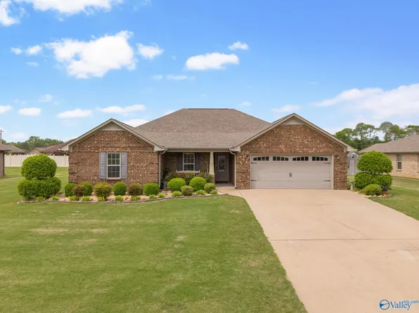 28347 Hinton Ln, Toney, AL 35773