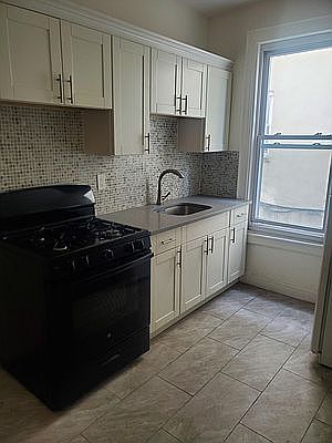 1st image of 25-26 34th St #1R