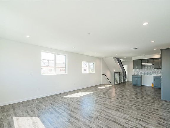 4th image of 1809 S New Hampshire Ave