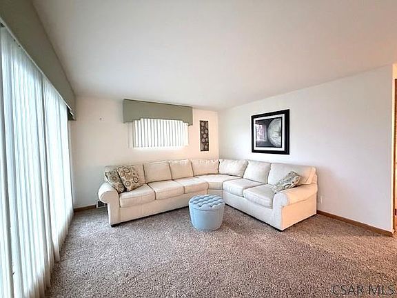 5th image of 614 Freedom Ave