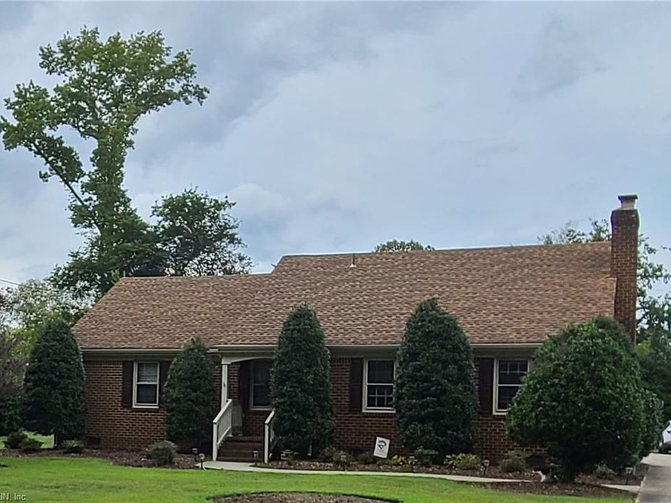 Full Brick / 2 Levels of 
 Living Area!