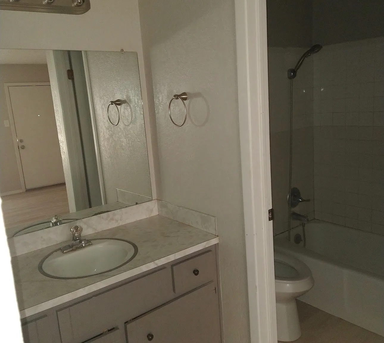 2 bed, 1182 sqft, $1,200 — Photo 4