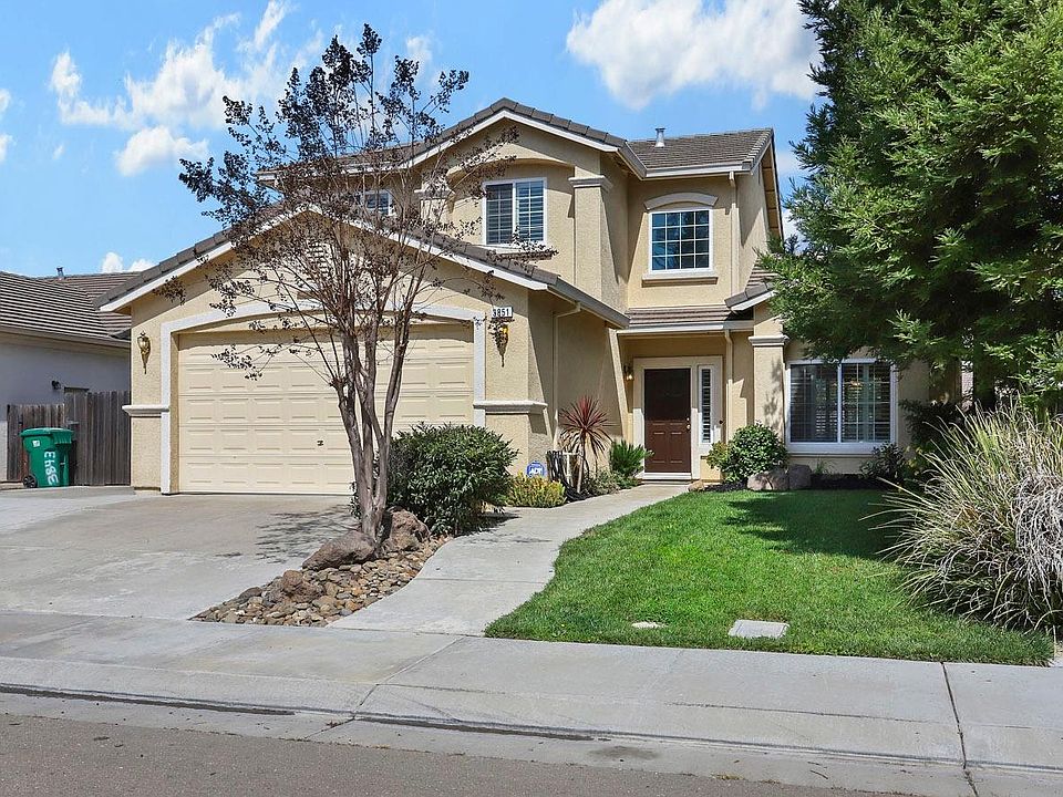 1st image of 3851 Vecchio Ln