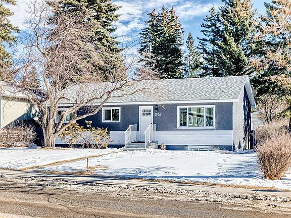 2nd image of 4936 W 45th St SW