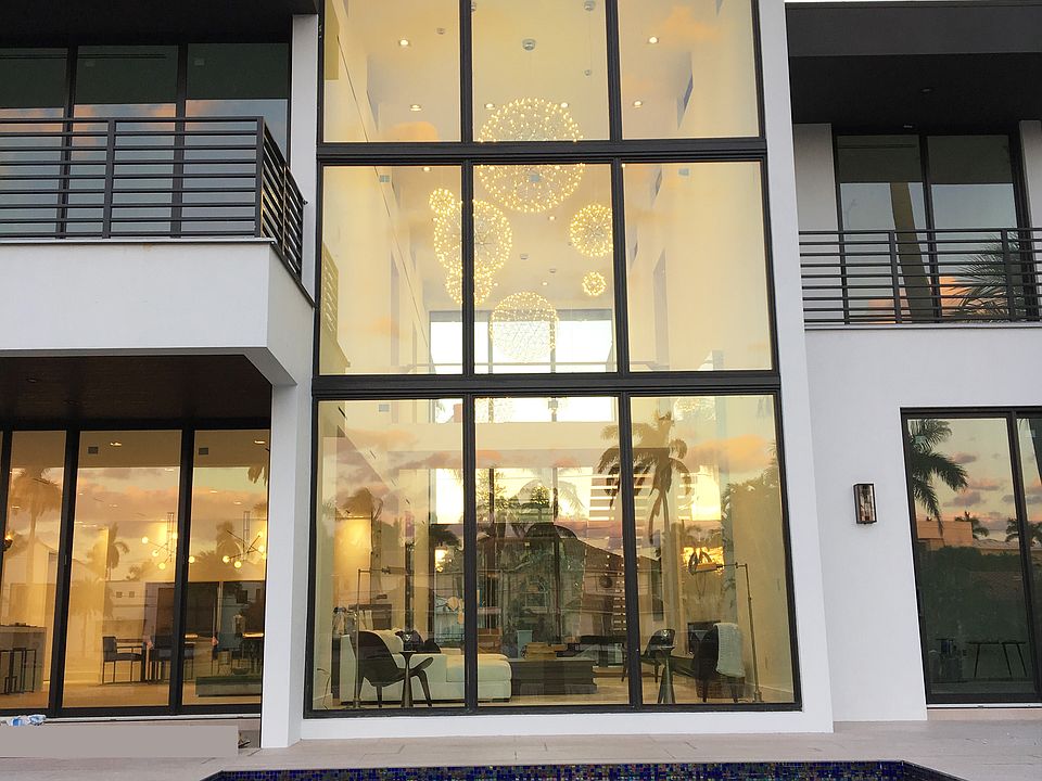 1st image of 520 Coconut Isle Dr