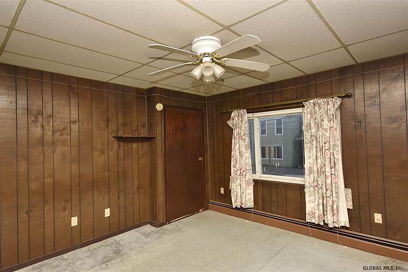 4th image of 378 9TH Street