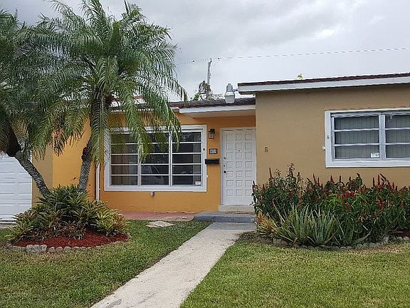 3rd image of 10215 Montego Bay Dr