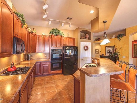 5th image of 8104 N Sombrero Point Dr
