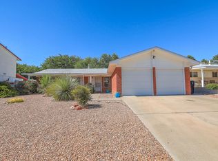 6321 Loftus Ave NE, Albuquerque, NM 87109