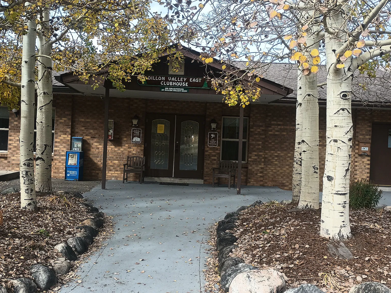 2 bed, 750 sqft, $2,600 — Photo 3