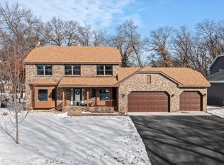 115 Woodridge Ln, Lino Lakes, MN 55014