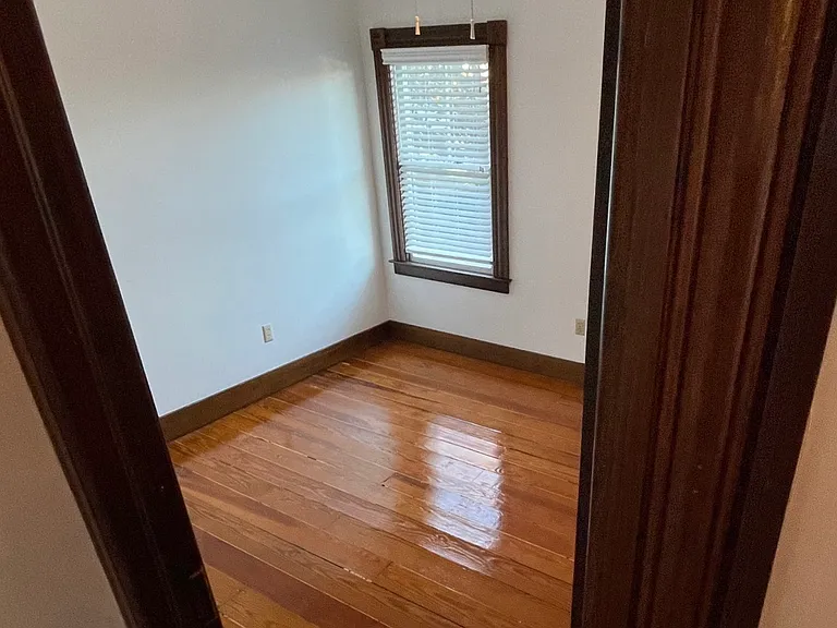 39 Pearl St #2 — Photo 13