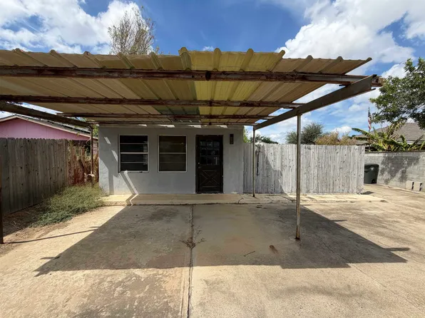 3310 E Fiesta Loop, Laredo, TX 78043