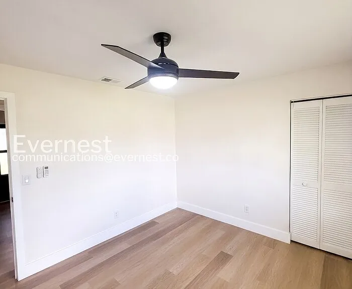 1304 SE 11th St — Photo 11