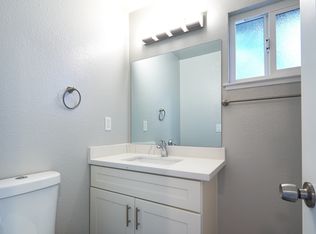 754 Capitola Rd APT B, Santa Cruz, CA 95062