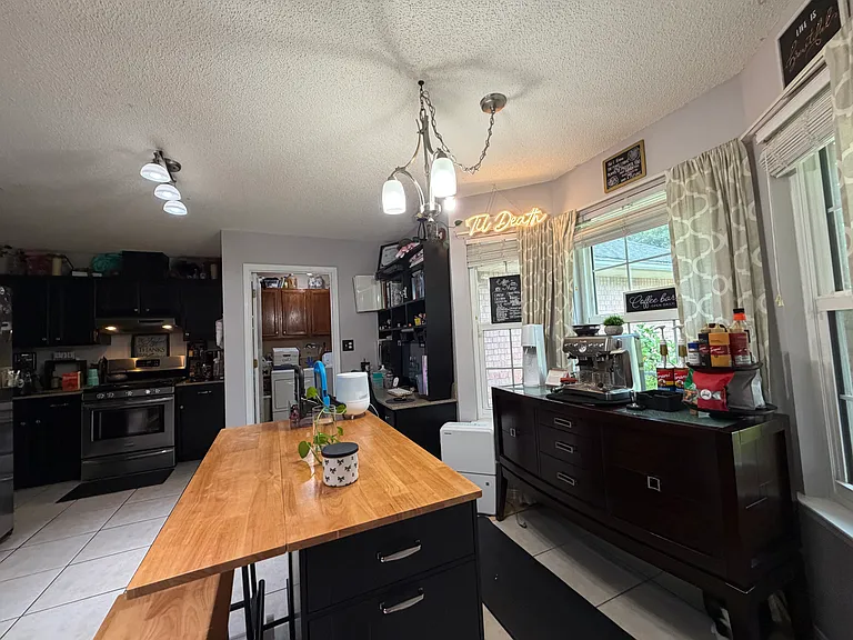 6734 Scotts Pl — Photo 12