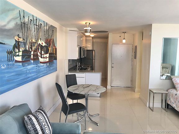 3rd image of 1255 Collins Ave APT 807