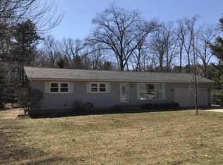 1651 Helen Dr, Norton Shores, MI 49441