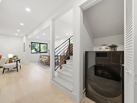 5th image of 6334 Doran Dr