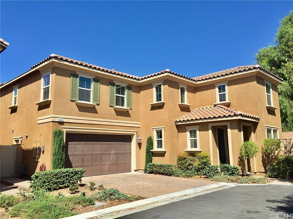 1st image of 3045 E Via Corvina