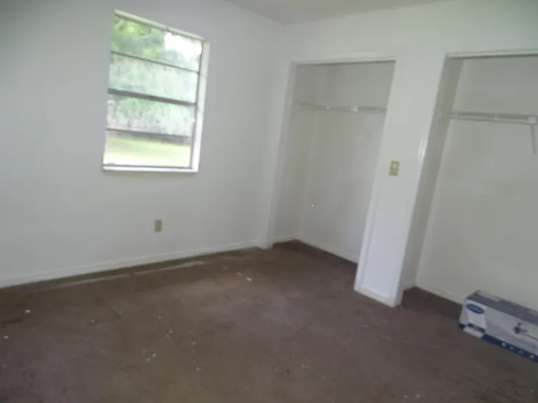 123 SE Bracken Way #102 — Photo 8