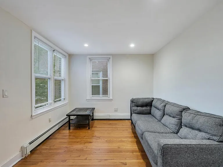 8434 Little Neck Pkwy #2 — Photo 6