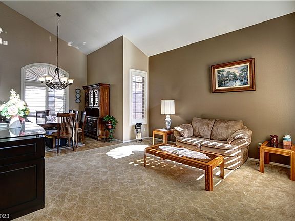 5th image of 1524 Bright View Dr