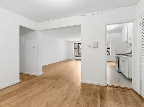 12335 82nd Rd APT 3N, Kew Gardens, NY 11415