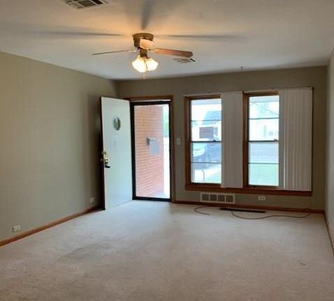 4th image of 1128 N Grant St
