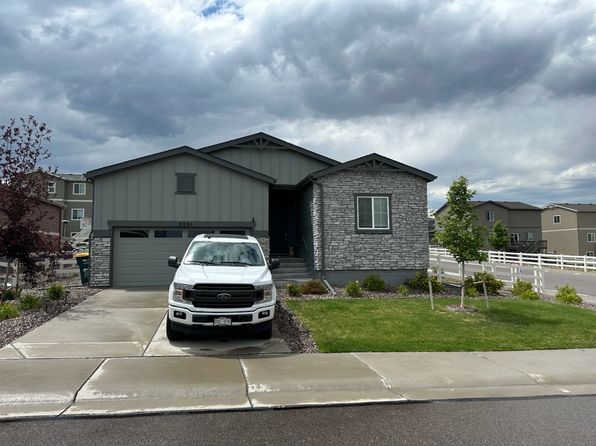 5251 Trails Edge Ln
