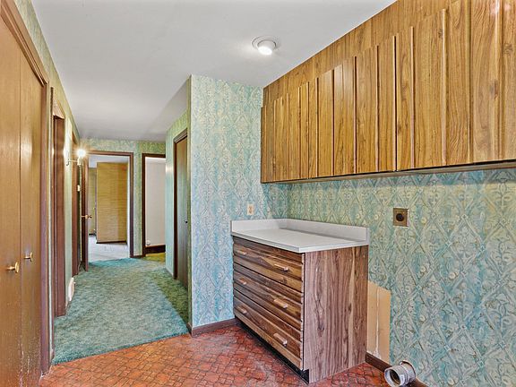4th image of 6411 Winnequah Rd