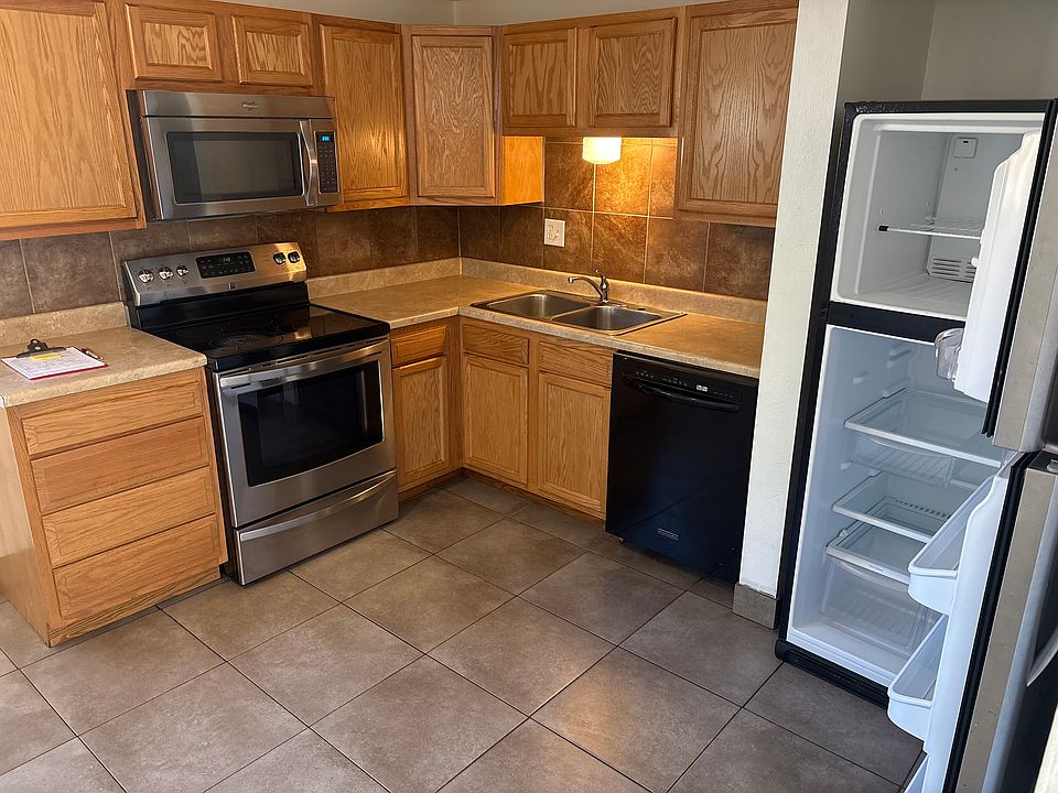 1st image of 6615 Pahokee Ct #4