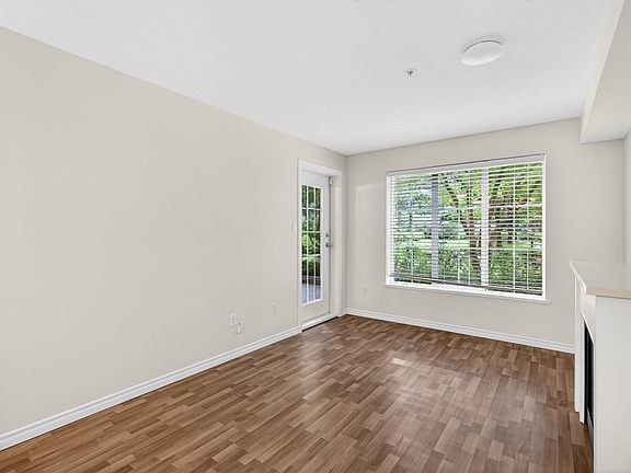 5th image of 14859 100th Ave #105