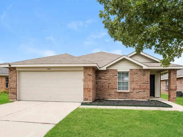 1605 Castle Ridge Rd, Fort Worth, TX 76140