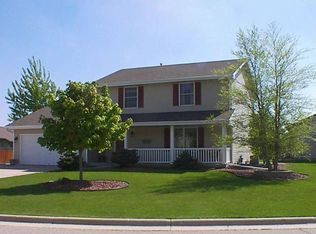 4242 Hoya Ln, Janesville, WI 53545