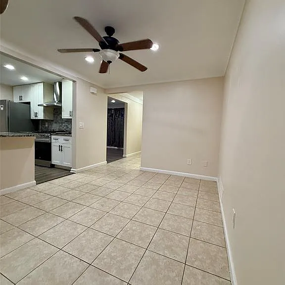 33 Kirk Lane Dr — Photo 18