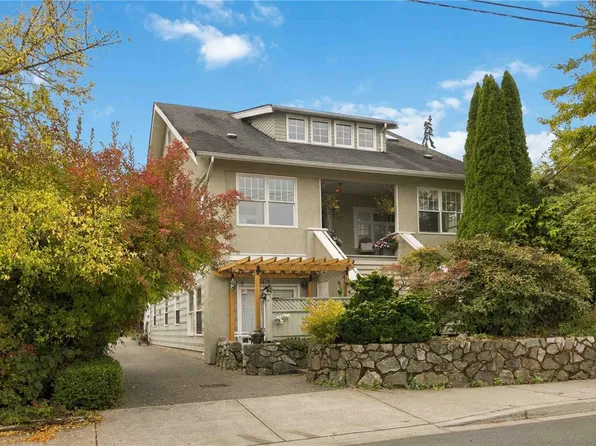 1353 Grant St #4, Victoria, BC V8R 1M2