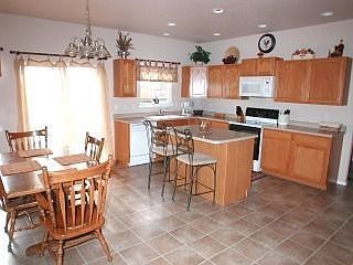 2nd image of 9425 Bur Oak Ln